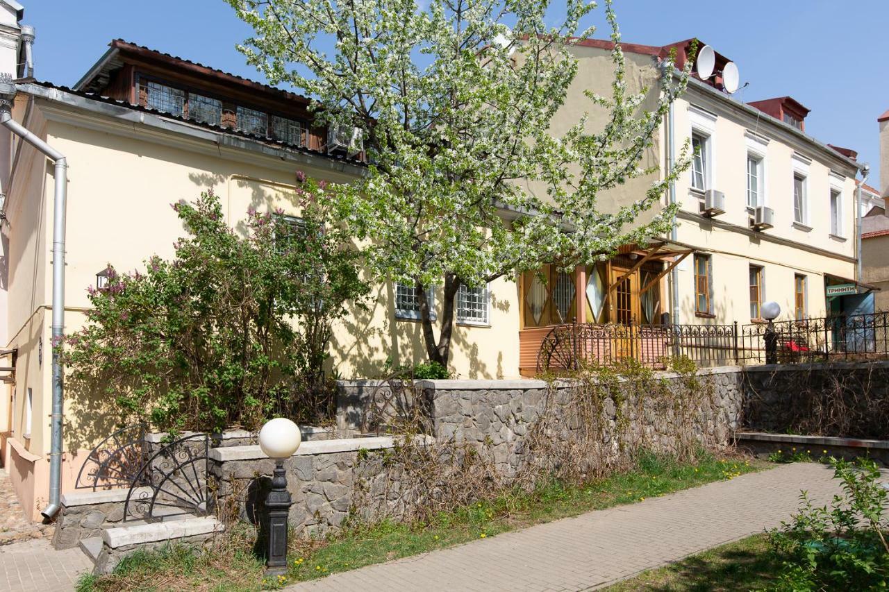 Trinity Hostel & Tours Minsk Ngoại thất bức ảnh